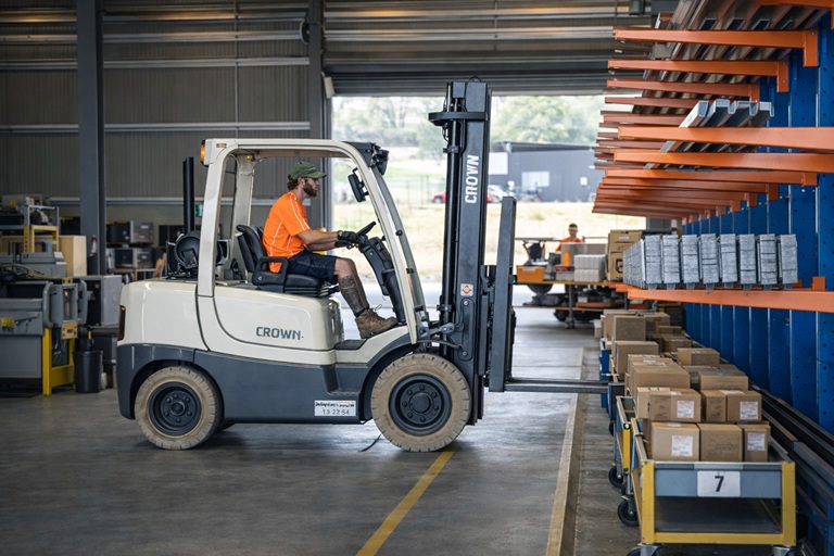 Apex Steel — sundries dispatch workflow case study thumbnail